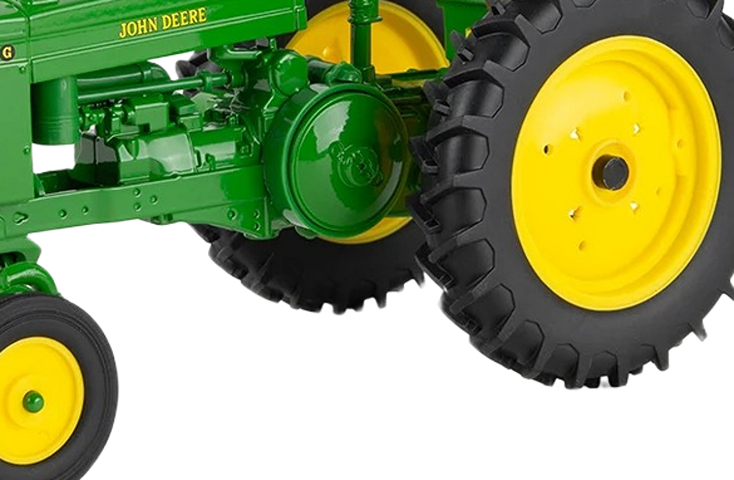 TOMY John Deere 1/16 Scale Late Styled G Tractor