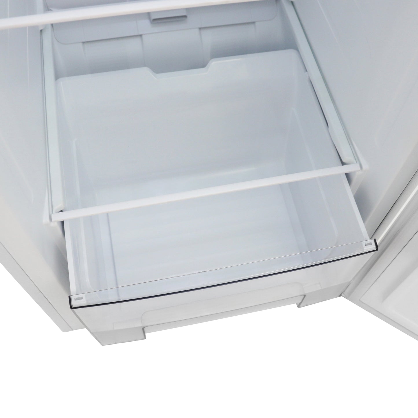 Avanti 10.8 cu ft Vertical Freezer - White