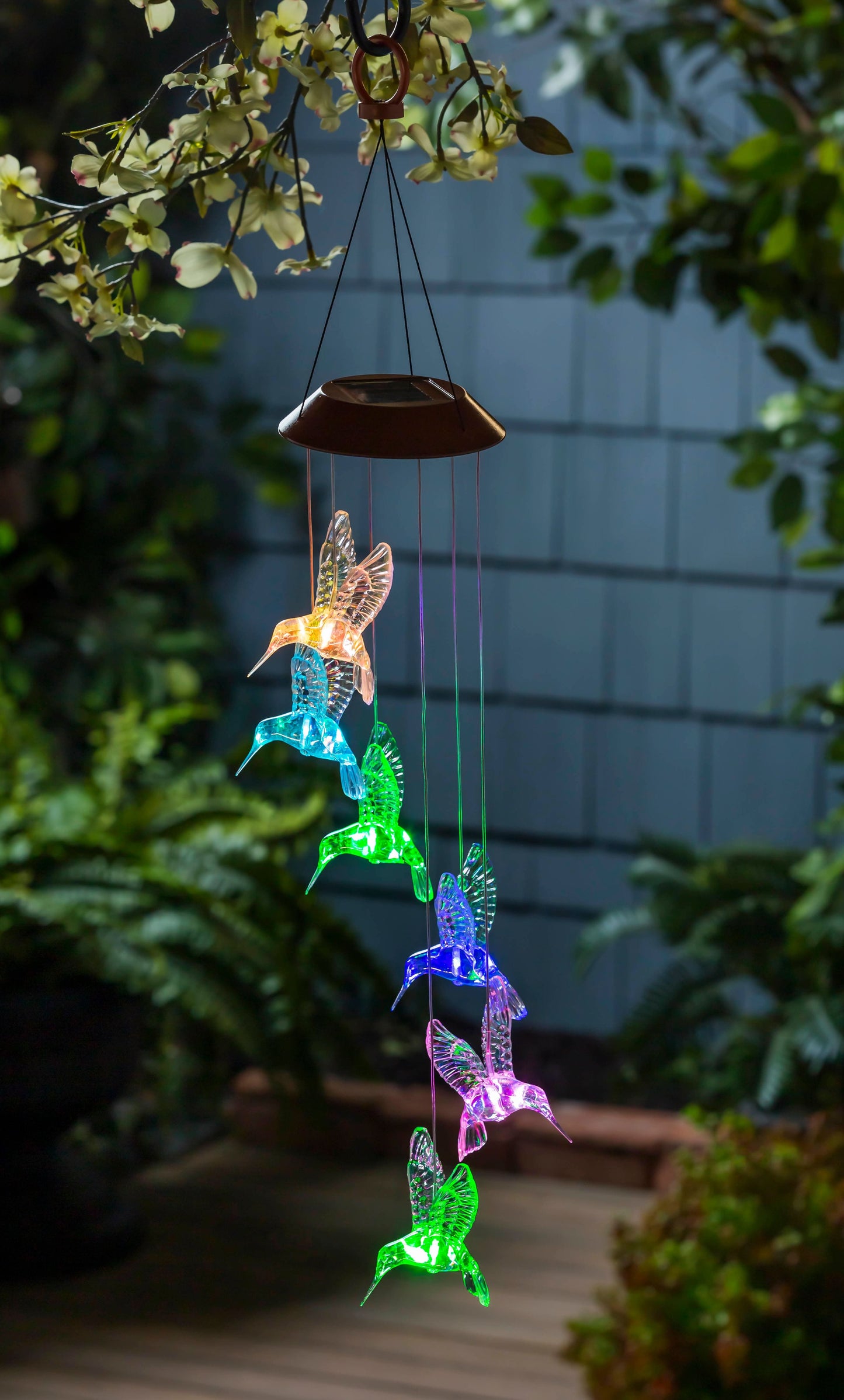 Solar-powered iridescent hummingbird mobile with multicolor light effect for decorative outdoor home accents