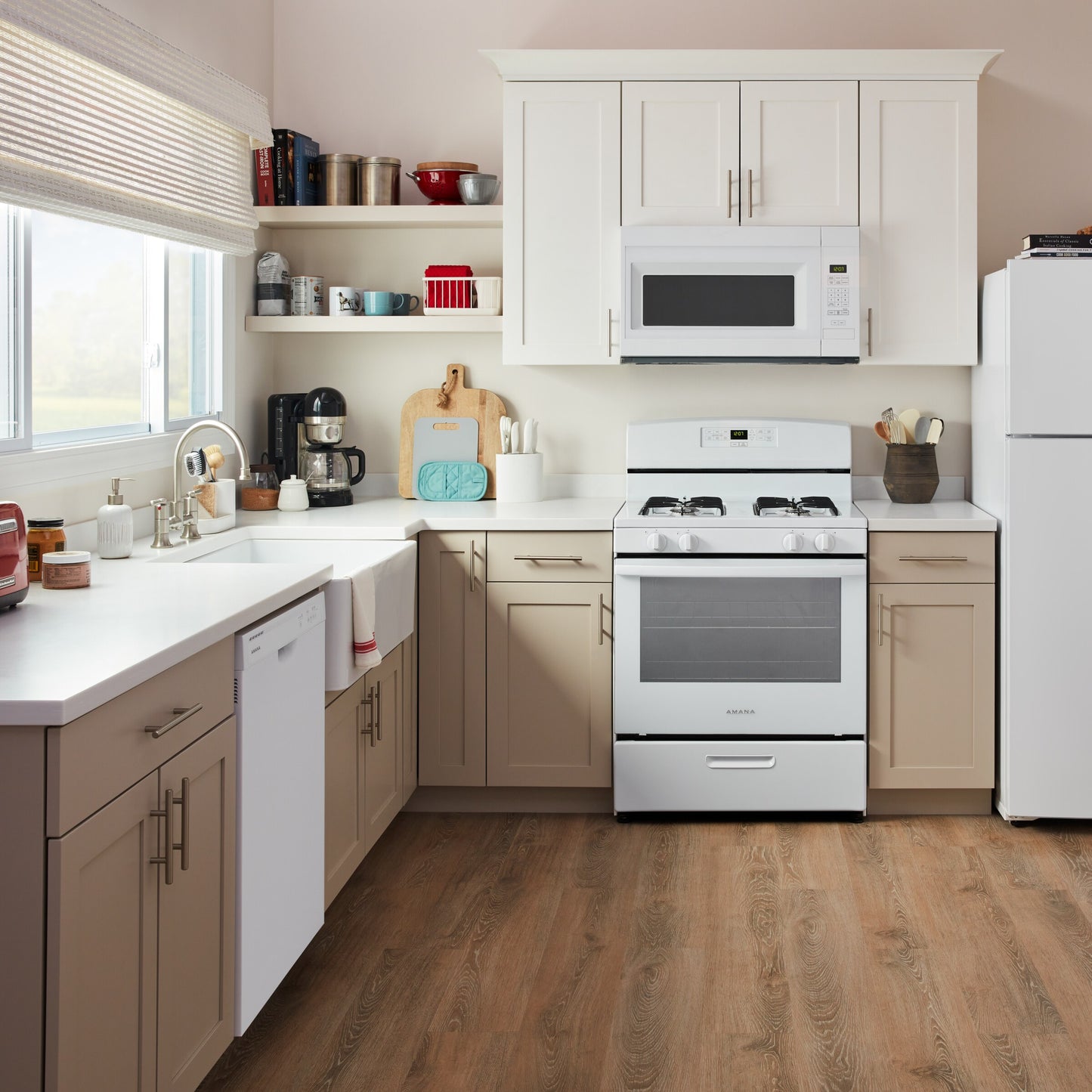 30-Inch Wide Top-Freezer Refrigerator With Dual Crisper Drawers—19 Cu. Ft.