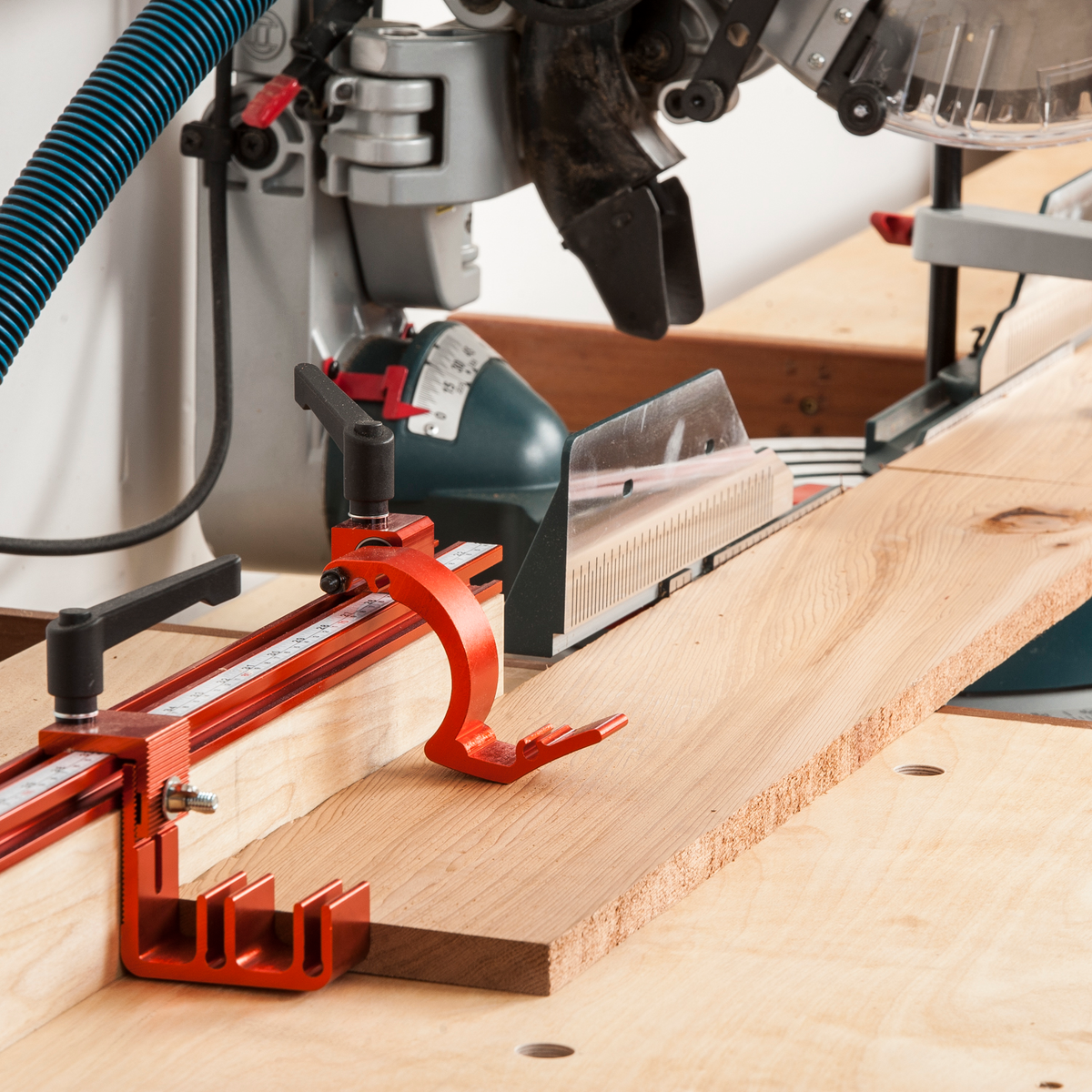 UJK T-Track for Track & Stop Kit 610mm