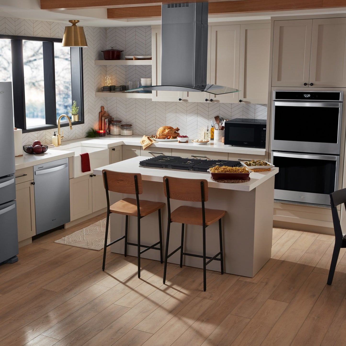 36-inch Gas Cooktop with 5 Burners and EZ-2-Lift™ Hinged Cast-Iron Grates