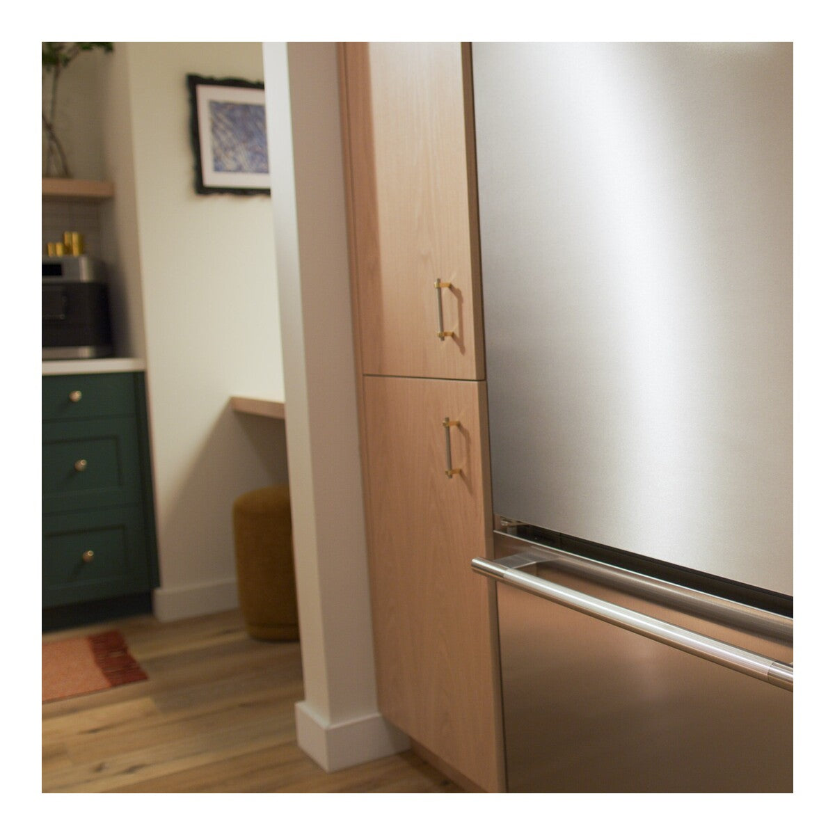20.8 Cu. Ft. 36-Inch Built-In Bottom Mount Refrigerator with Right Door Swing and Signature Platinum Interior in PrintShield® Stainless Steel