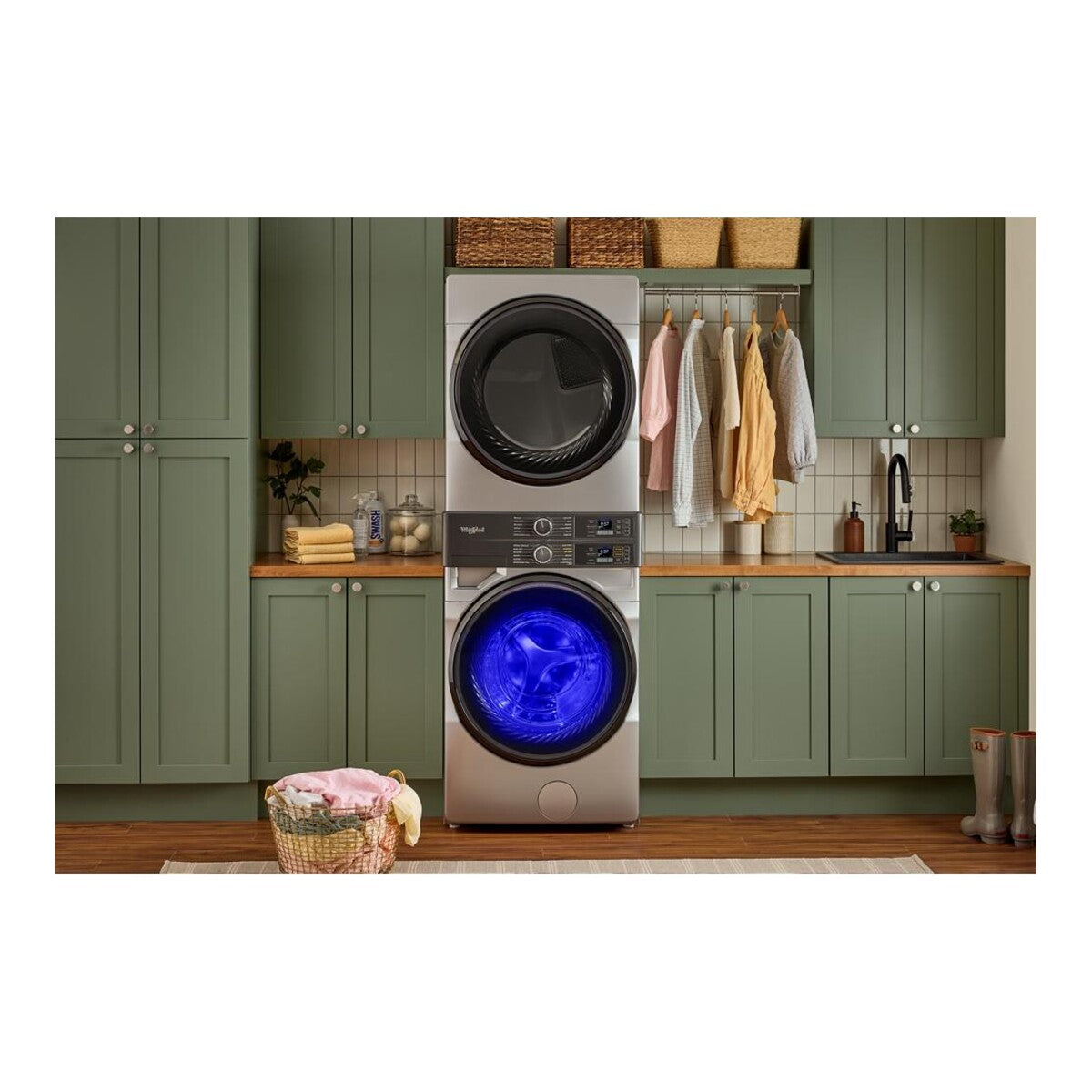 Smart ENERGY STAR® Front Load Laundry Tower with UV Clean Technology & FreshFlowTM Vent System 4.5 cu. ft. Washer & 7.4 cu. ft. Gas Dryer