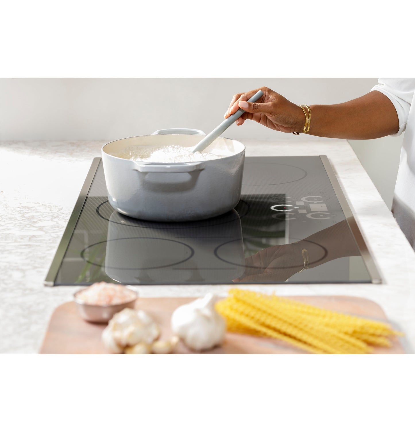 CAFÉ™ Series ENERGY STAR® 36" Built-In Touch Control Induction Cooktop