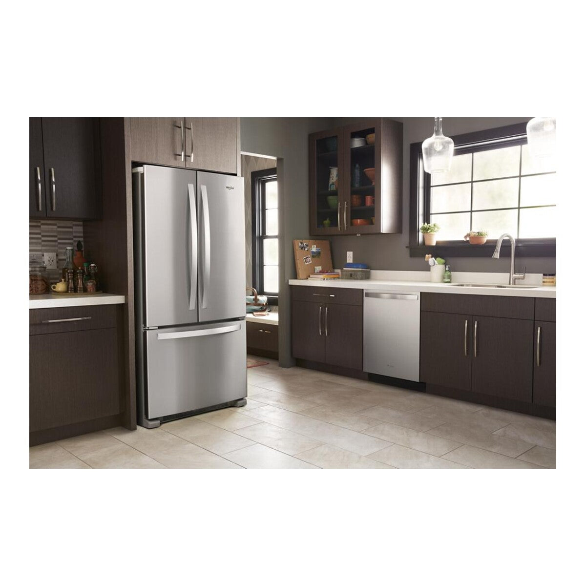 33-inch Wide French Door Refrigerator - 22 cu. ft.