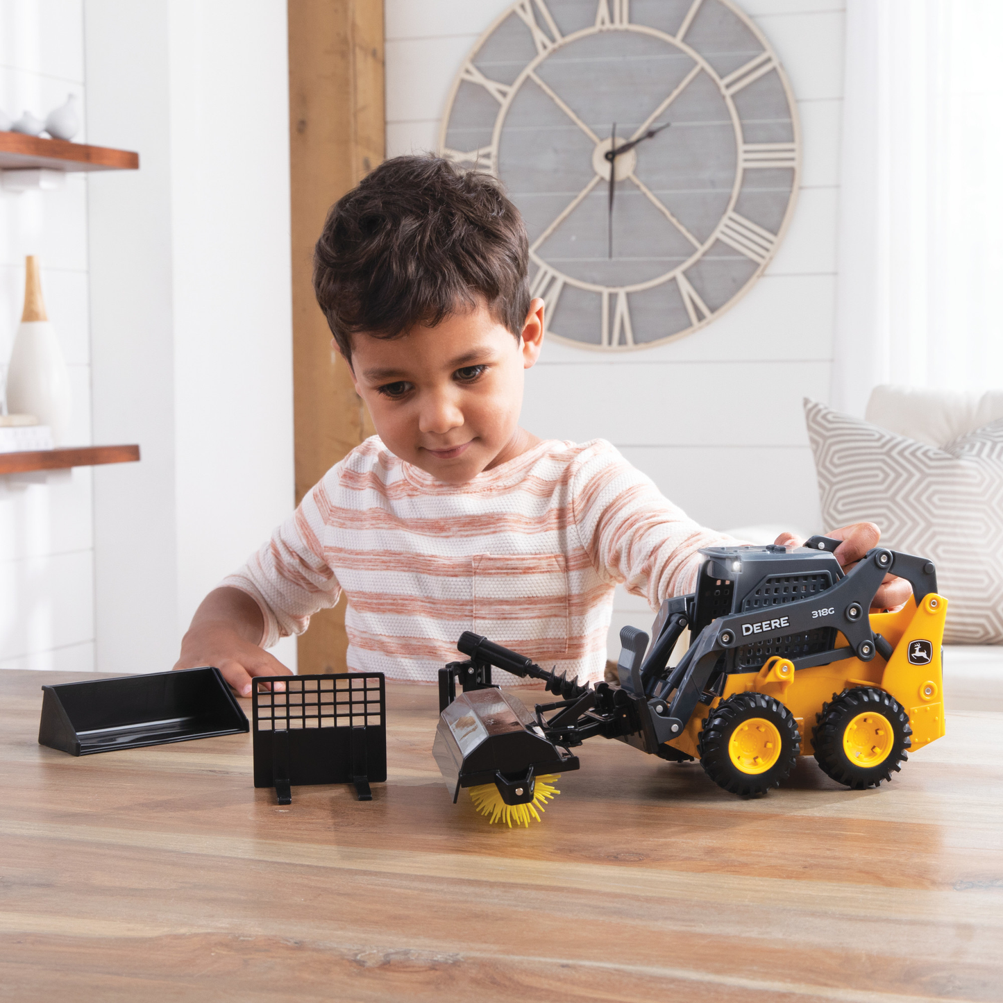 Ertl LP77343 1:16 Scale Big Farm John Deere 318G Skid Steer Set