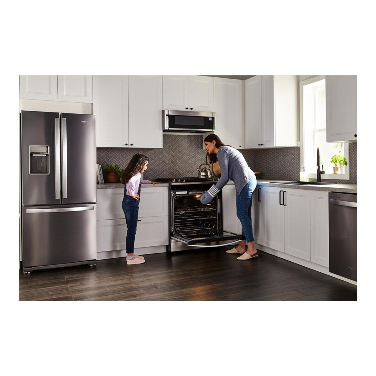 30-inch Wide French Door Refrigerator - 20 cu. ft.