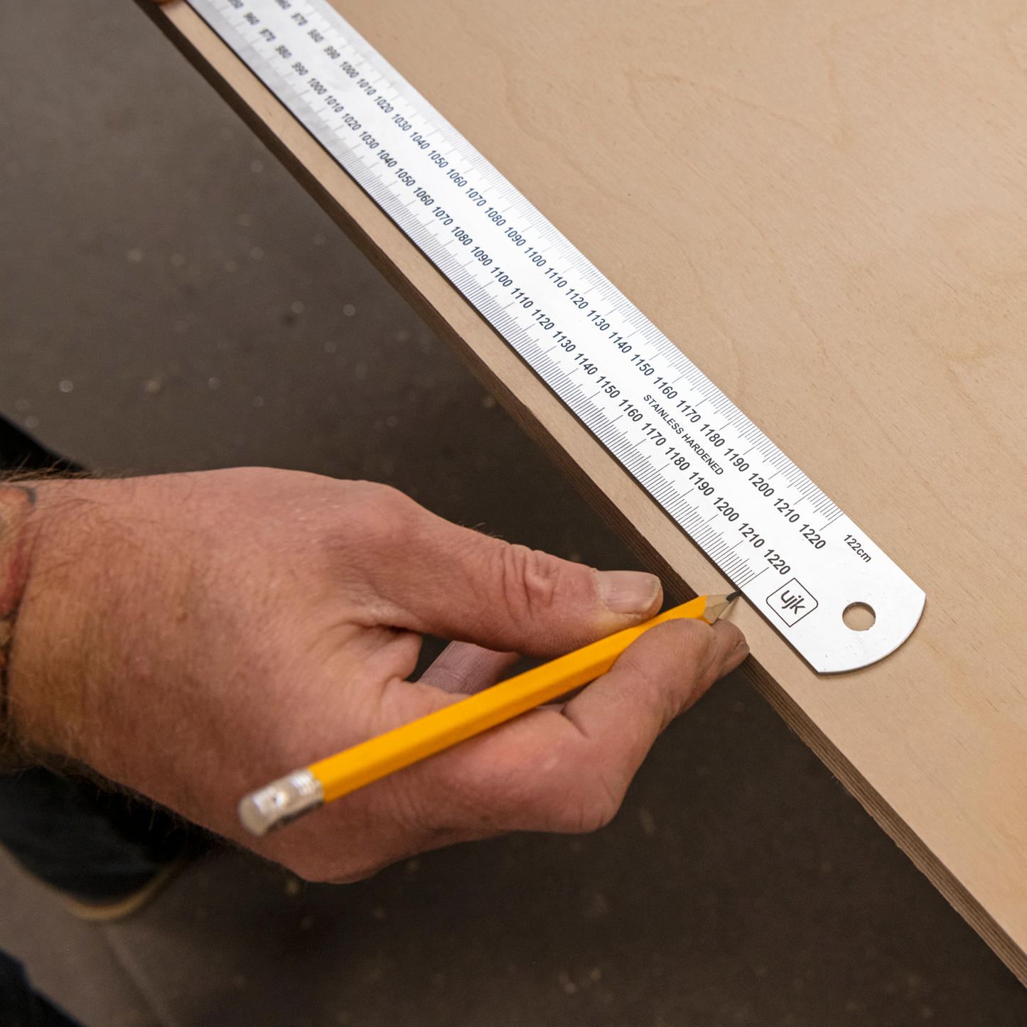 UJK 1220mm Sheet Material Rule