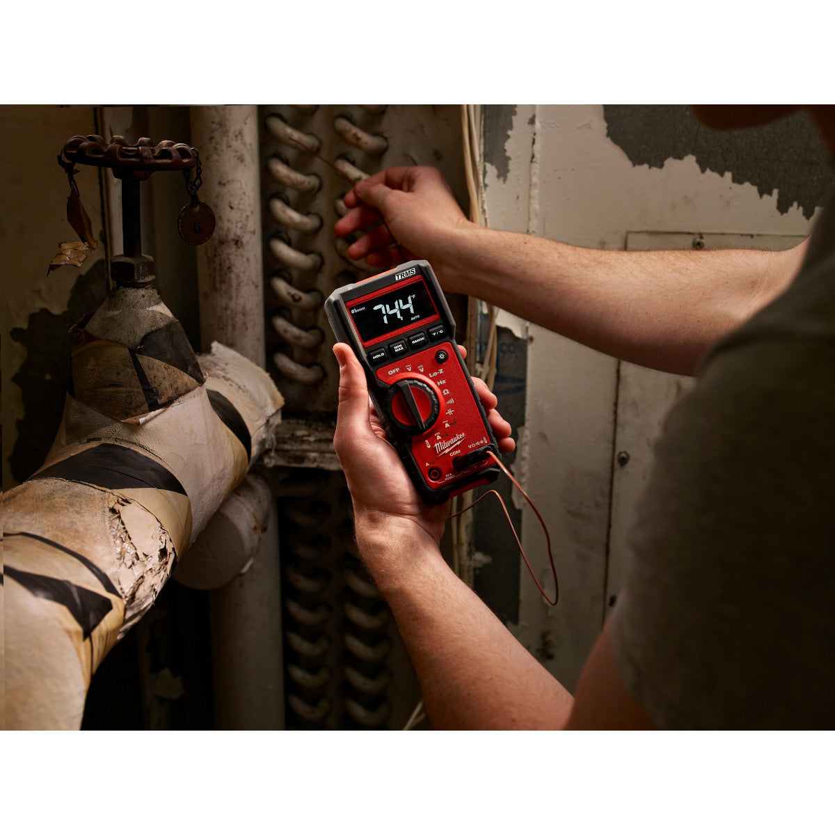 Milwaukee Digital Multimeter w/Lo-Z