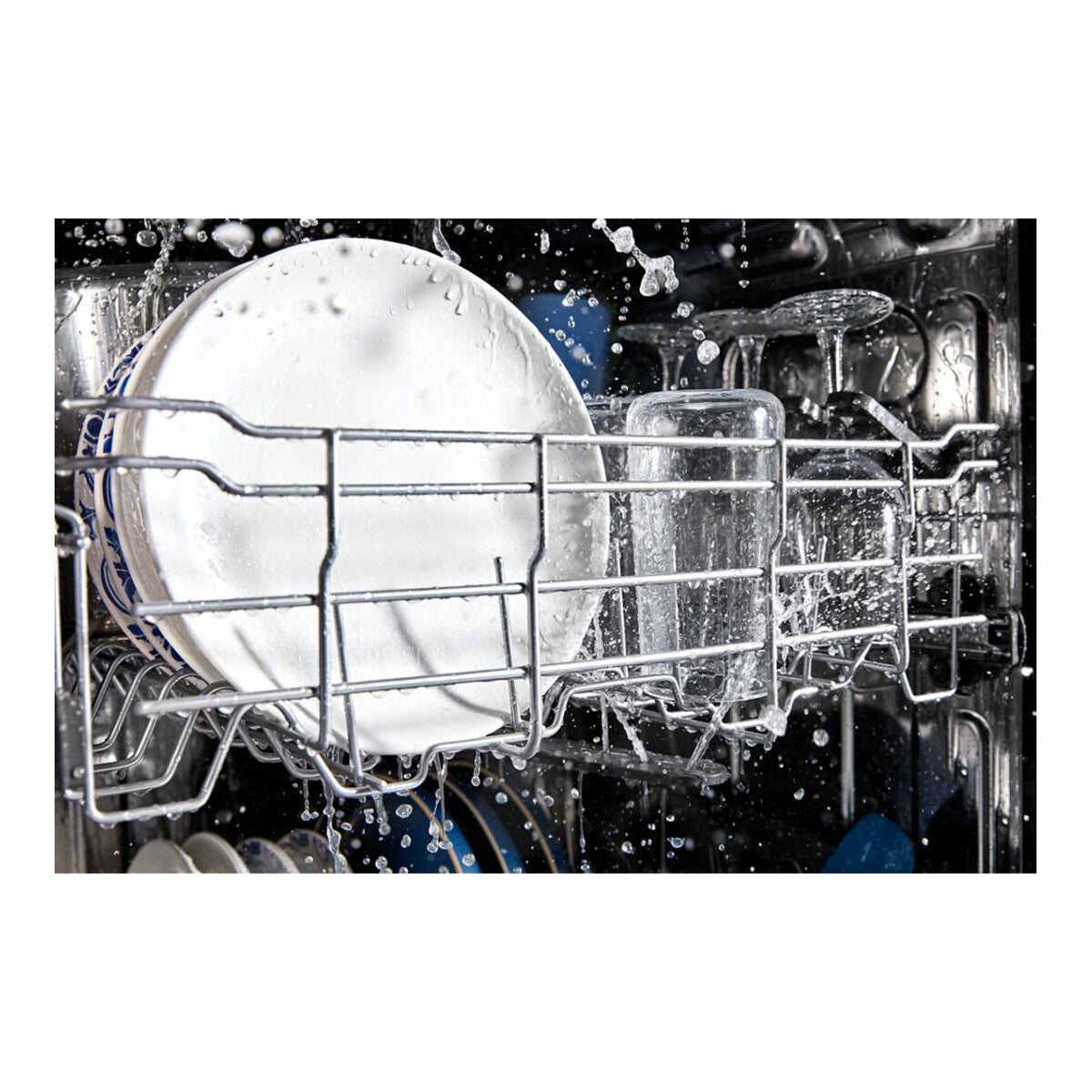 Front Control Dishwasher with PowerBlast® cycle and Heated Dry
