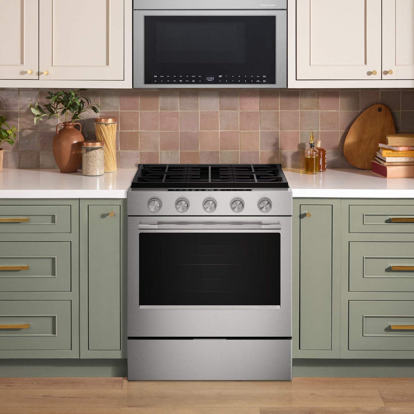 5.0 Cu. Ft. Smart Slide-in Gas Range with Convection Cooking Modes