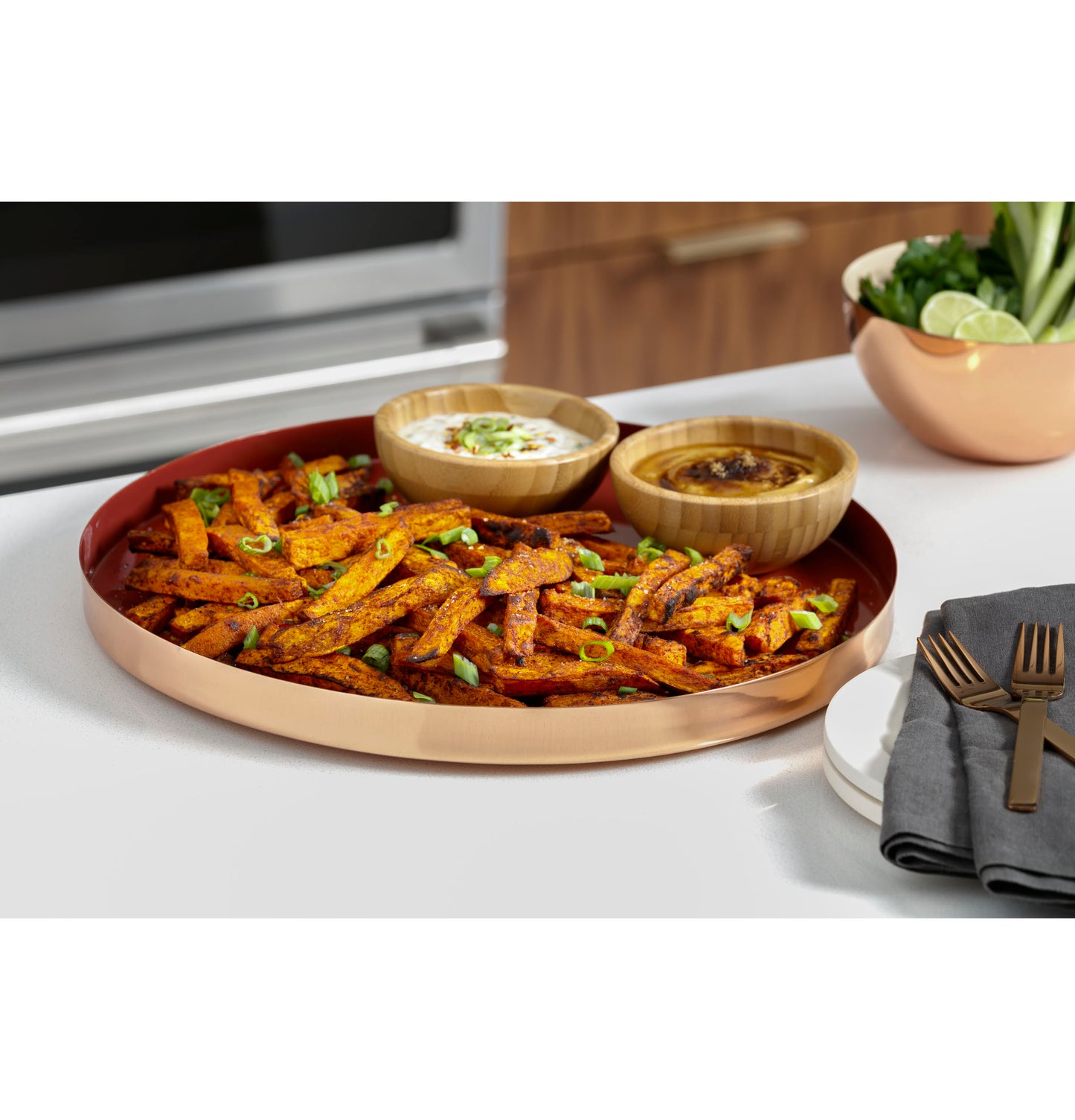 CAFÉ™ 30" Smart Slide-In, Front-Control, Radiant and Convection Range