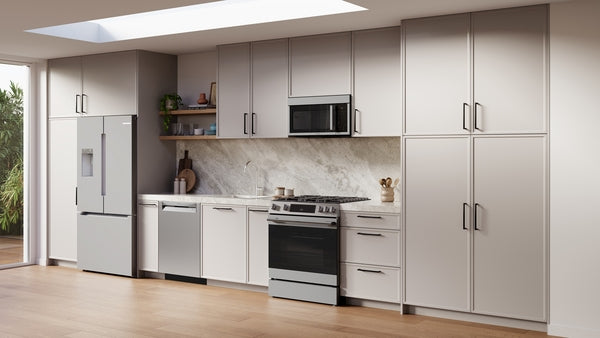 300 Series, Slide-in Gas Range, Stainless Steel
