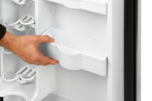 4.4 CF All Refrigerator, Auto Defrost, Glass Cantilever Shelves, ESTAR