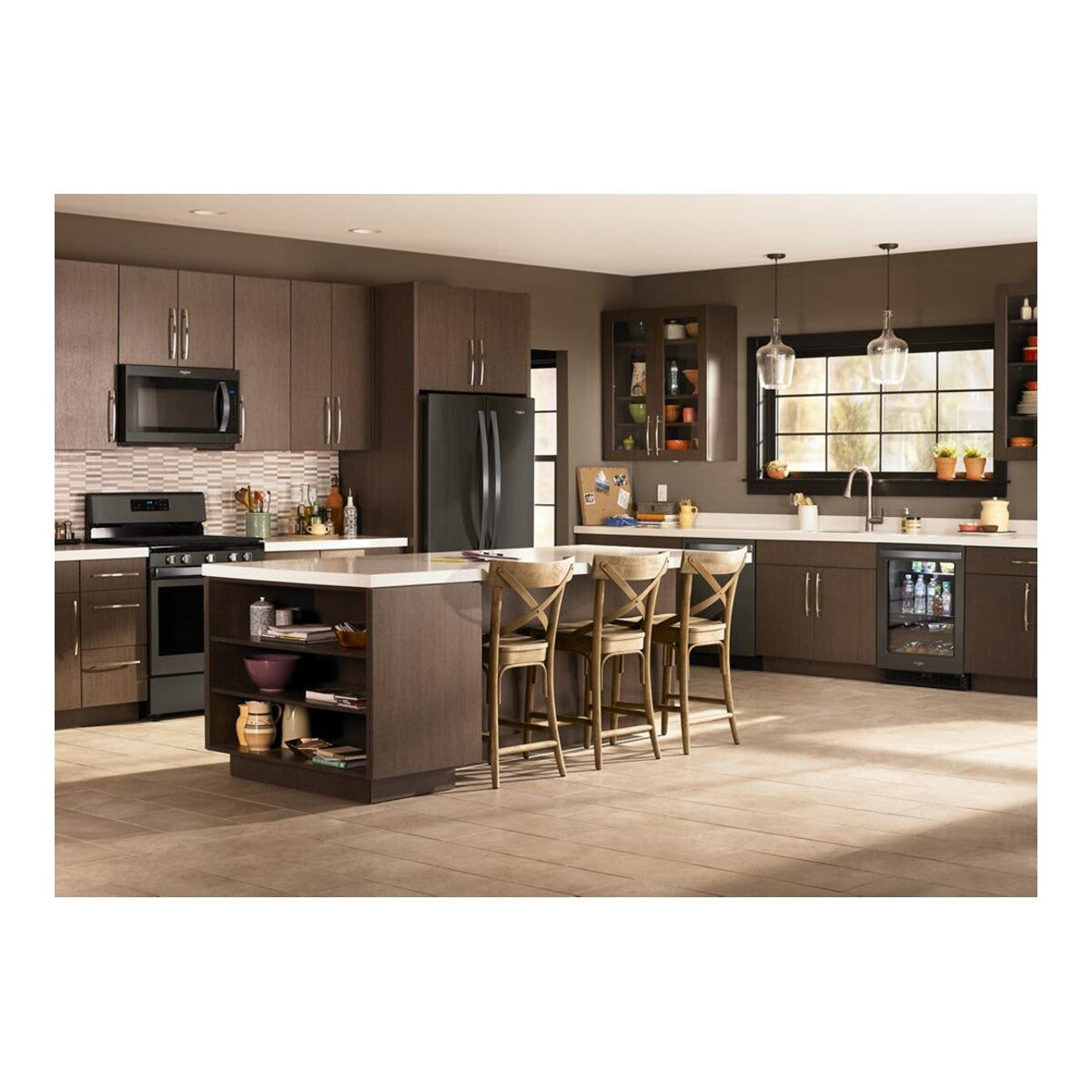 24-inch Wide Undercounter Beverage Center - 5.2 cu. ft.