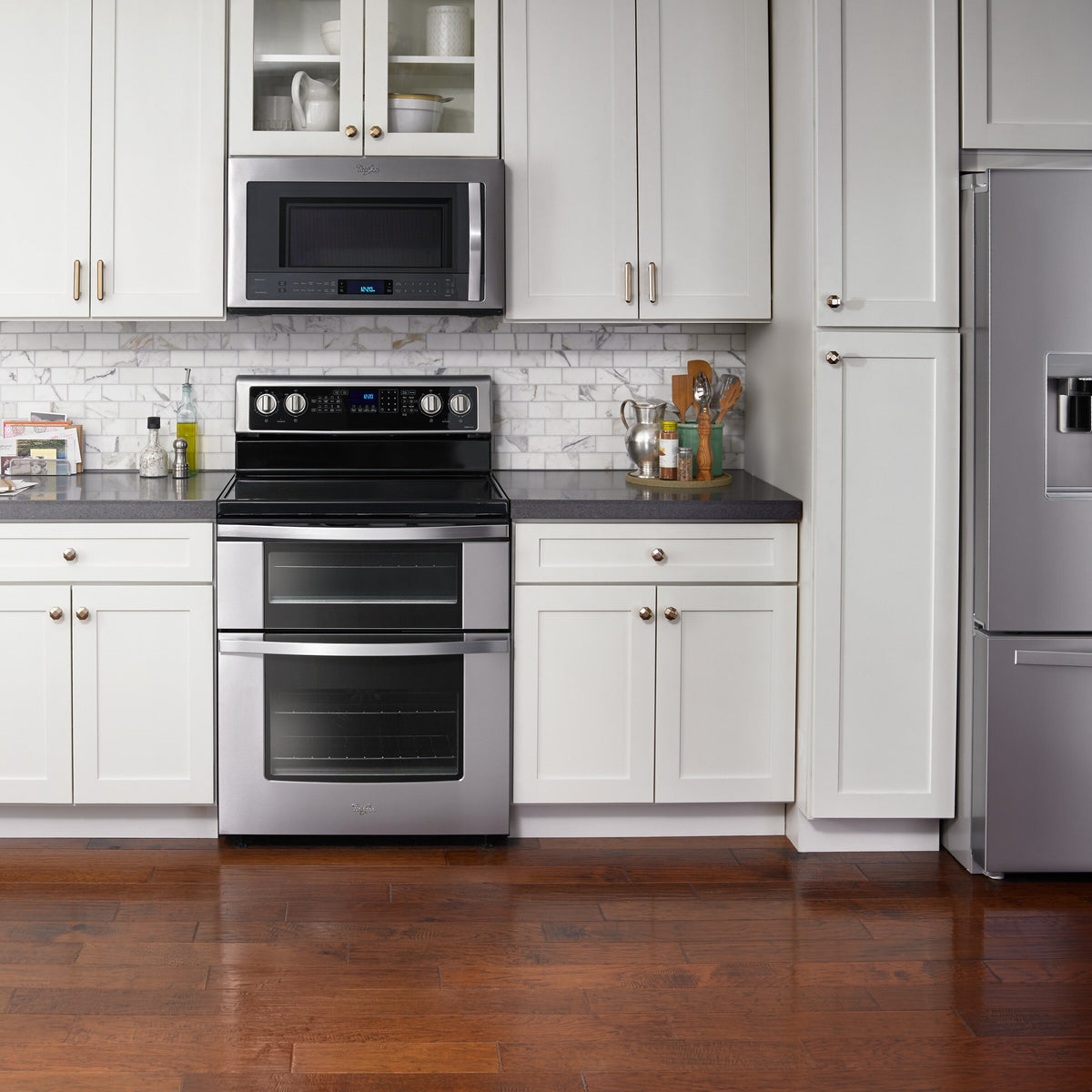 6.7 Cu. Ft. Electric Double Oven Range with True Convection