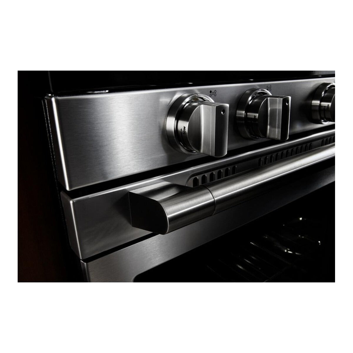 Maytag® 30-Inch Wide Freestanding Electric Range with Steam Clean - 5.3 cu. ft.