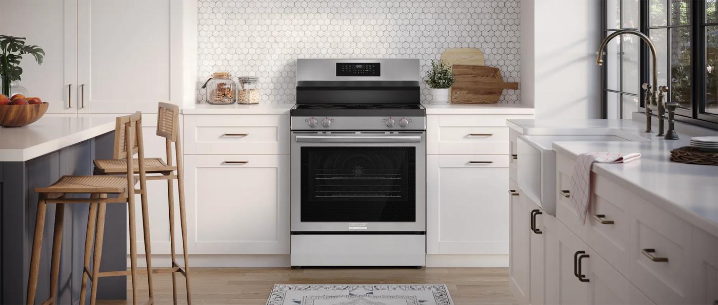 30" Rear Control Electric Range with Air Fry