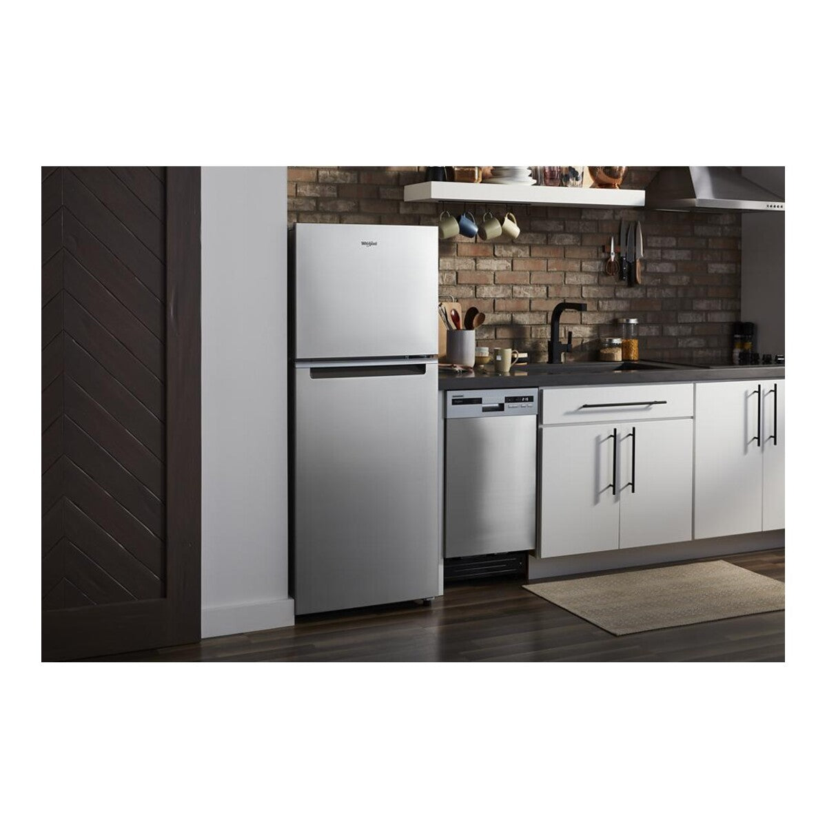 24-inch Wide Small Space Top-Freezer Refrigerator - 11.6 cu. ft.