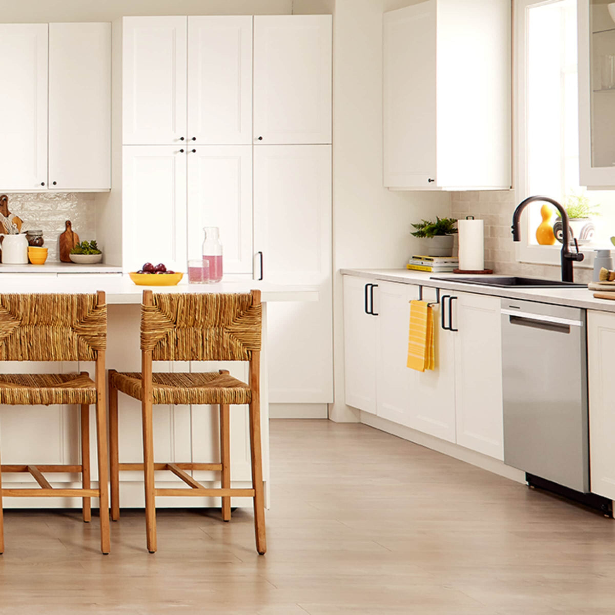 33-inch Wide Side-by-Side Refrigerator - 22 cu. ft.