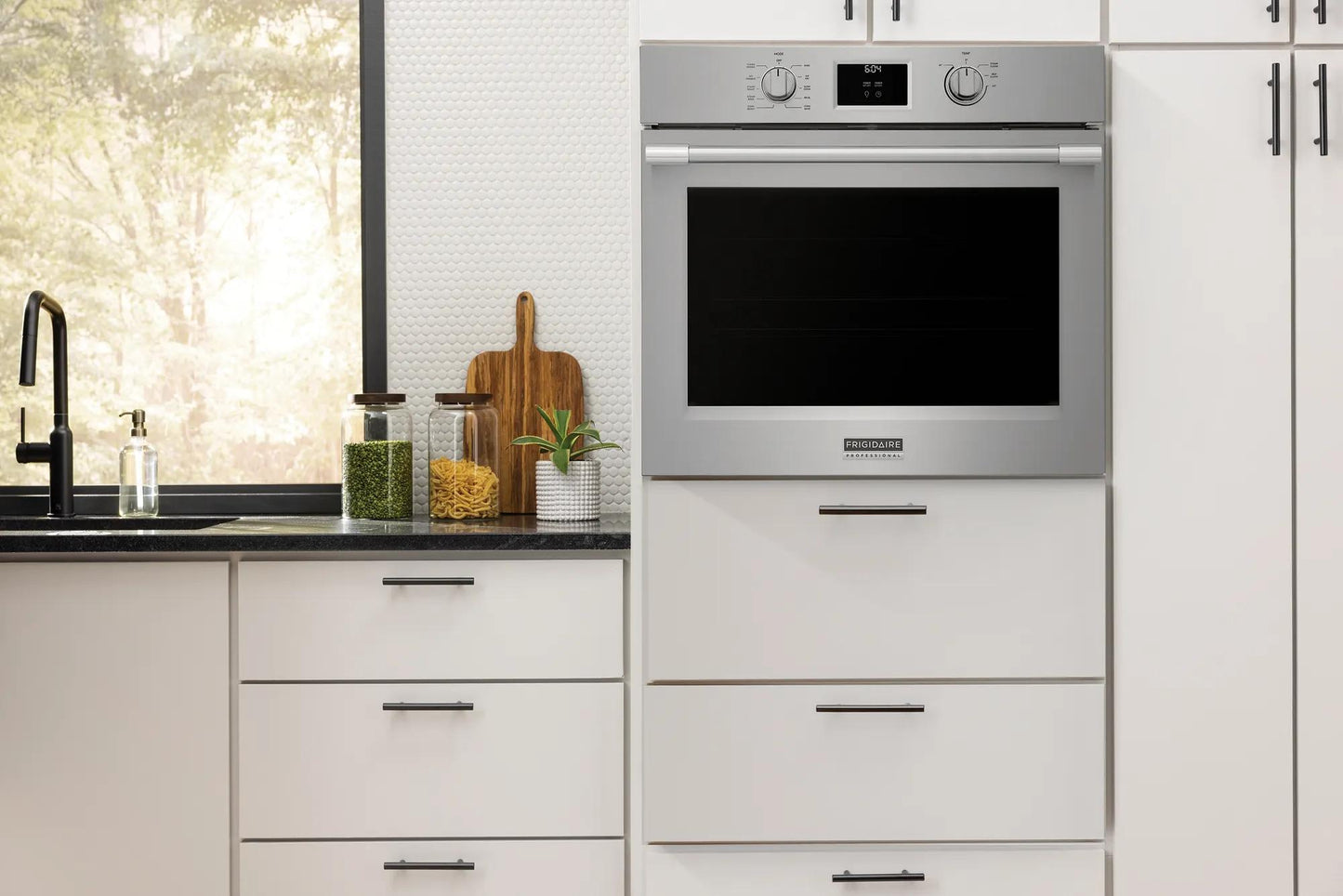 30" Single Wall Oven with Total Convection