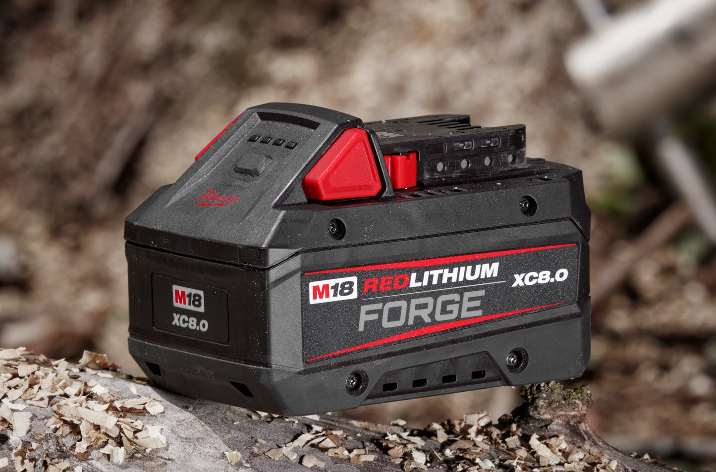 Compact cordless battery with REDLITHIUM FORGE technology and XC8.0 capacity for extended runtime in tools and home improvement tasks