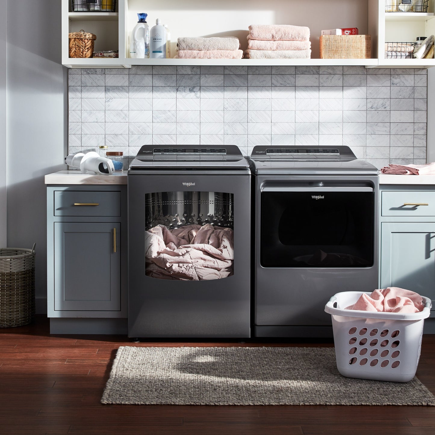 7.4 cu. ft. Top Load Gas Dryer with Advanced Moisture Sensing
