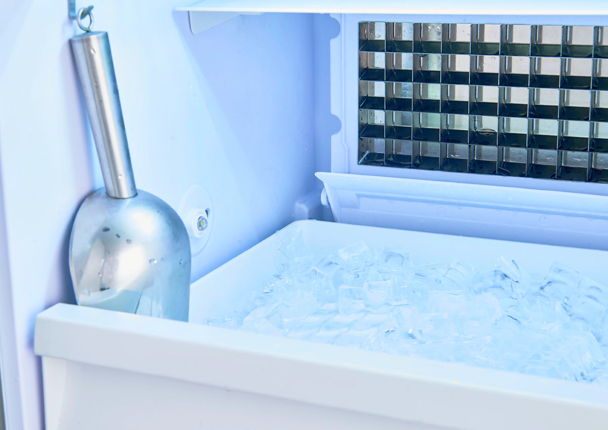 18" Wide Clear Icemaker