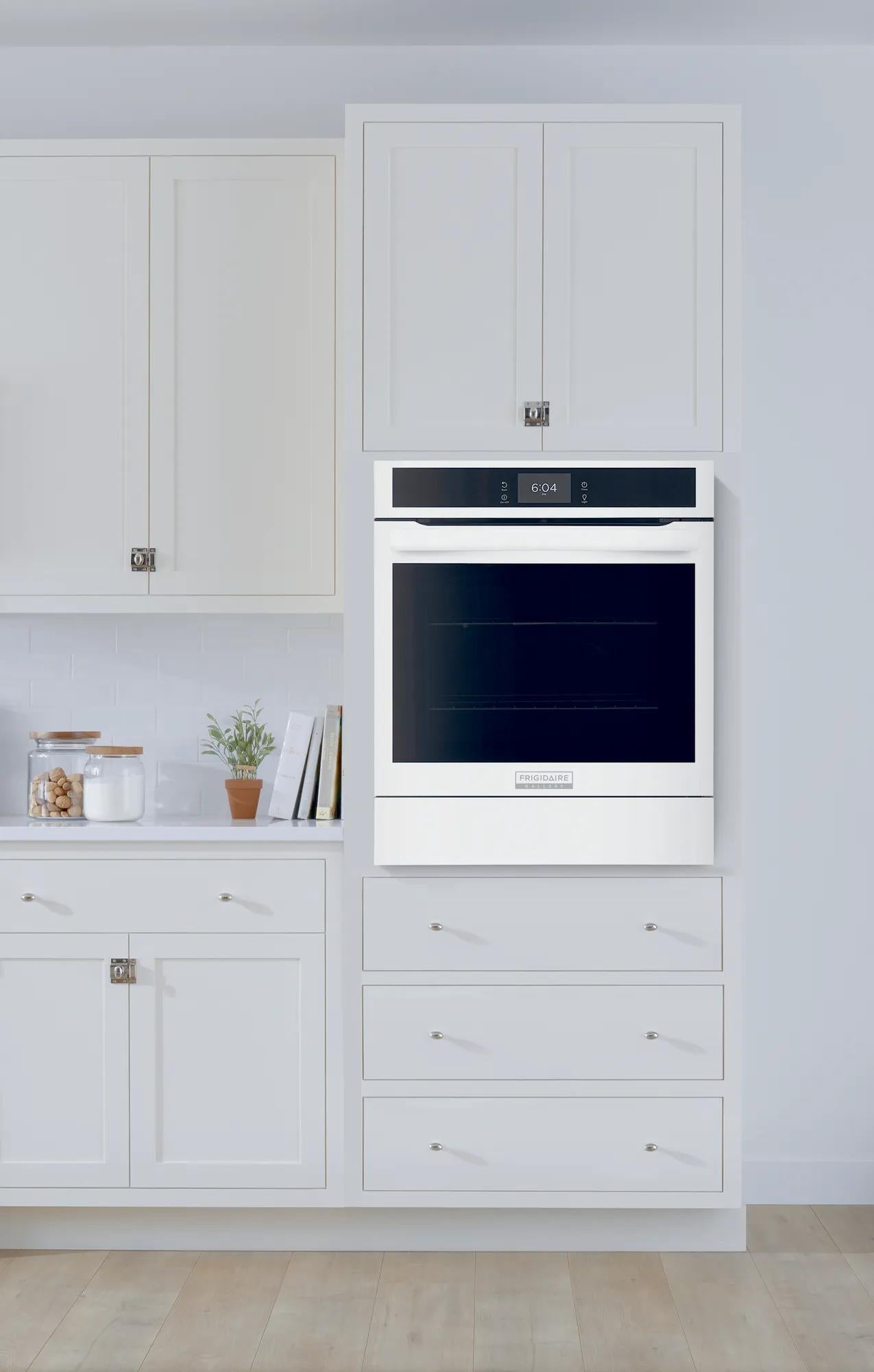 24" Single Electric Wall Oven with Air Fry