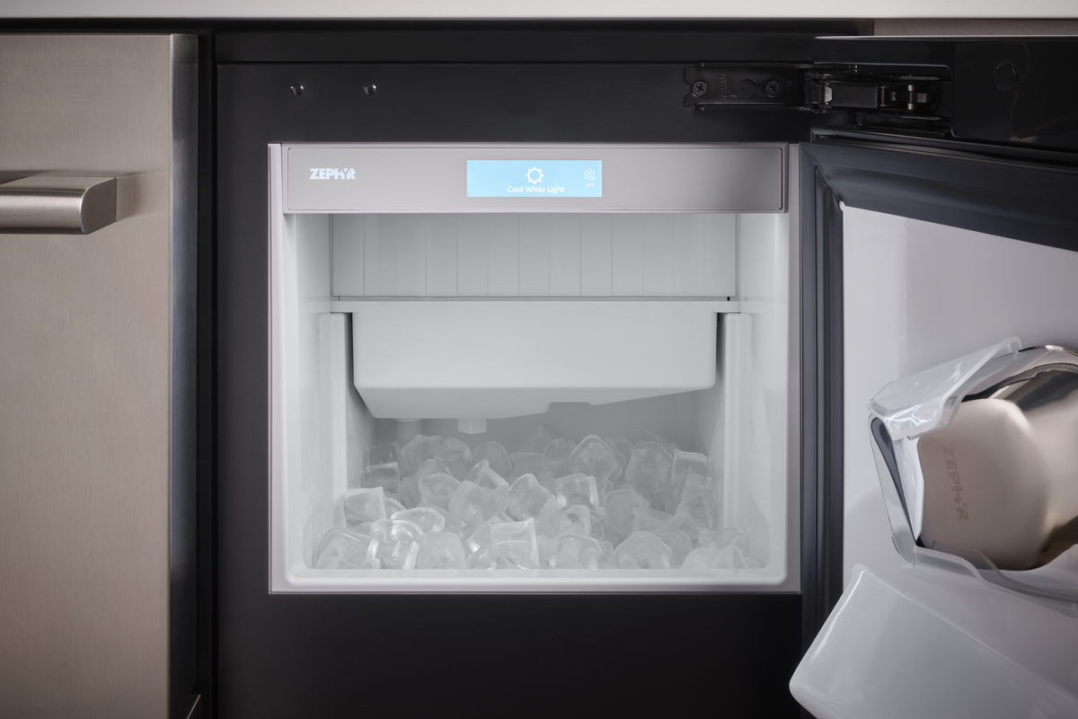 Clear Gourmet Ice Machine, 15in, w/Pump, Panel Ready