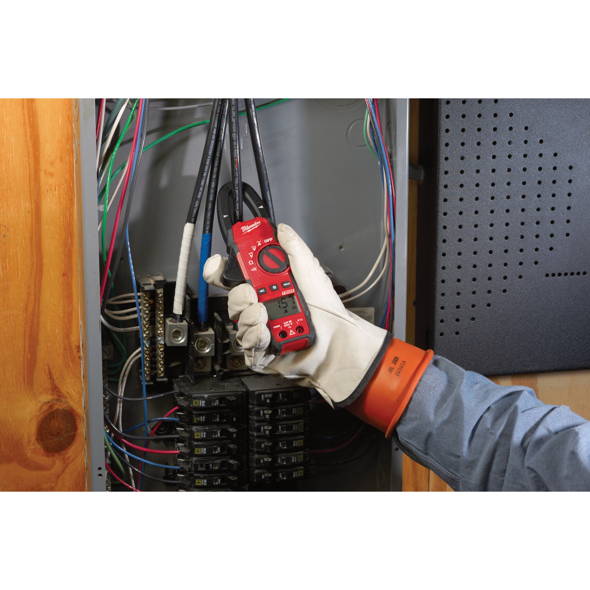 Milwaukee 400 Amp Clamp Meter