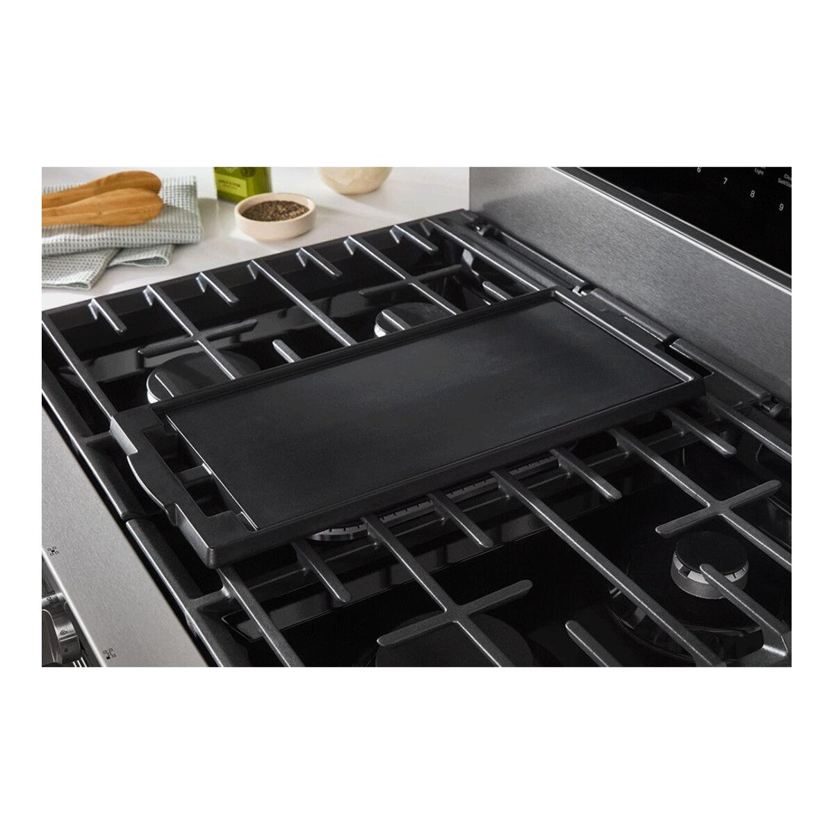 30-inch Smart Gas Range with Air Cooking Technology, No Preheat Air Fry, Steam/Self Clean and High Speed Preheat