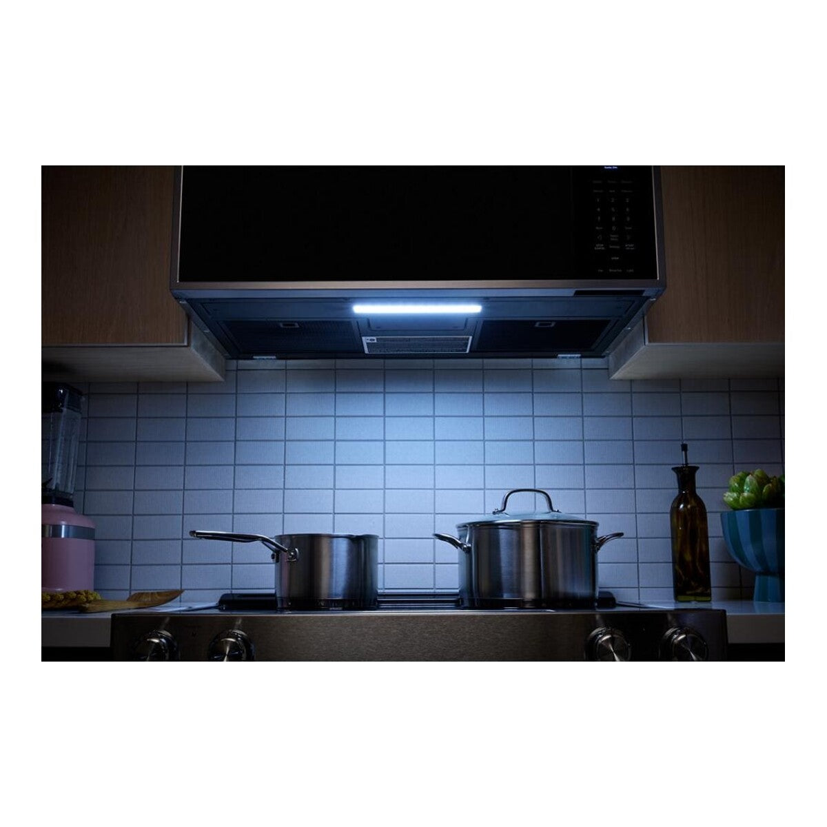 Smart Low Profile Microwave Hood Combination with Dual Fan Ventilation
