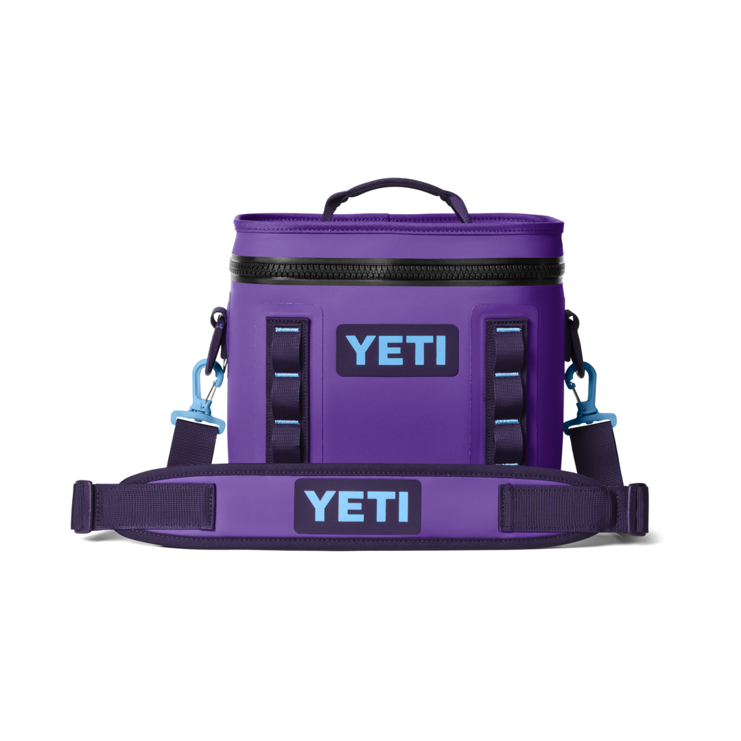 YETI Hopper Flip 8 Soft Cooler