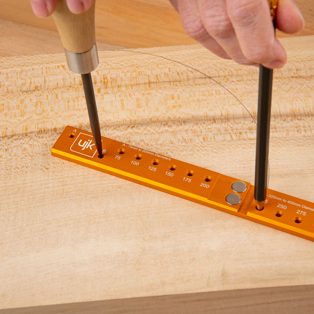 UJK Bandsaw Buddy