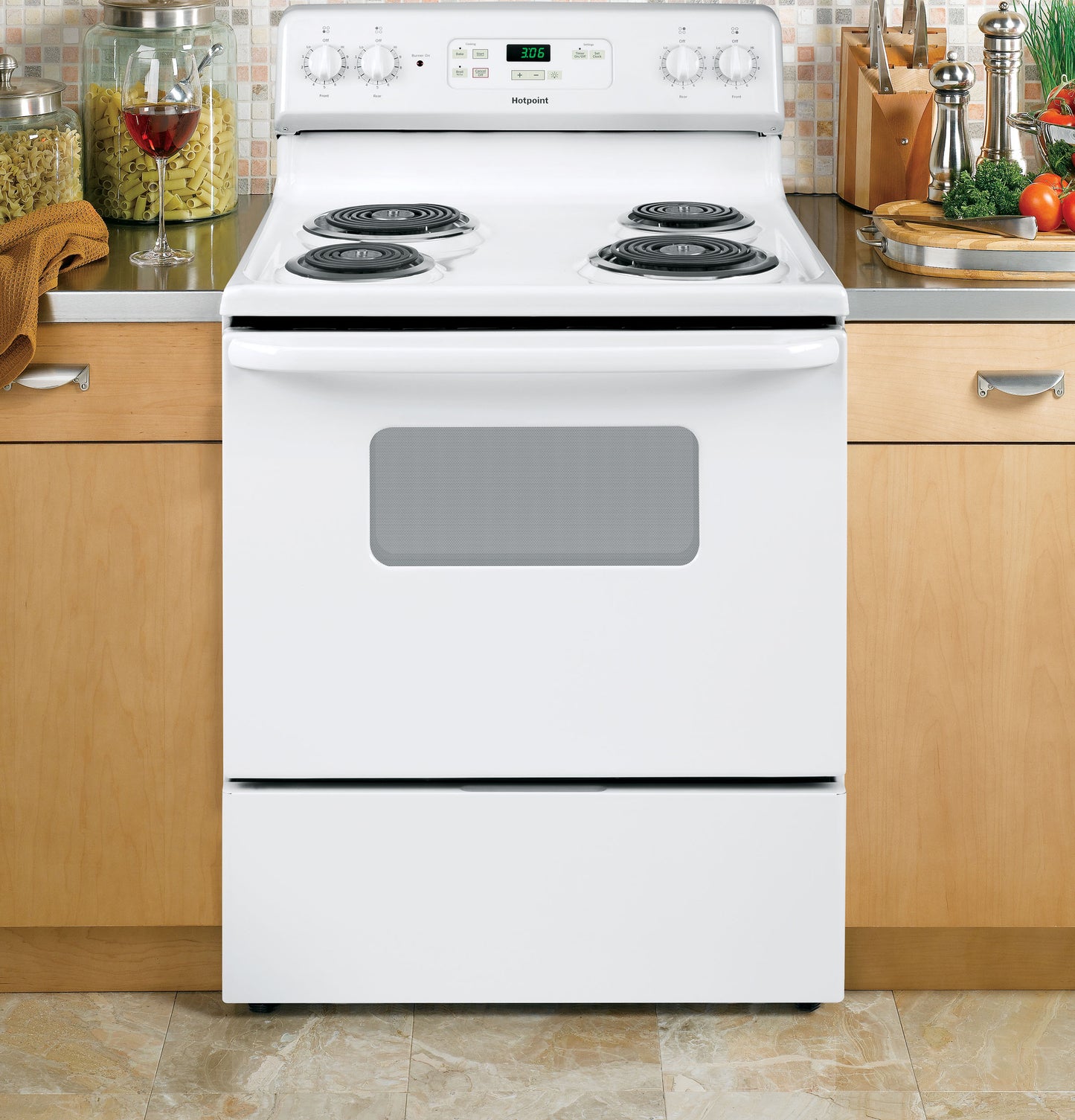 Hotpoint® ENERGY STAR® 30" Free-Standing Standard Clean Electric Range