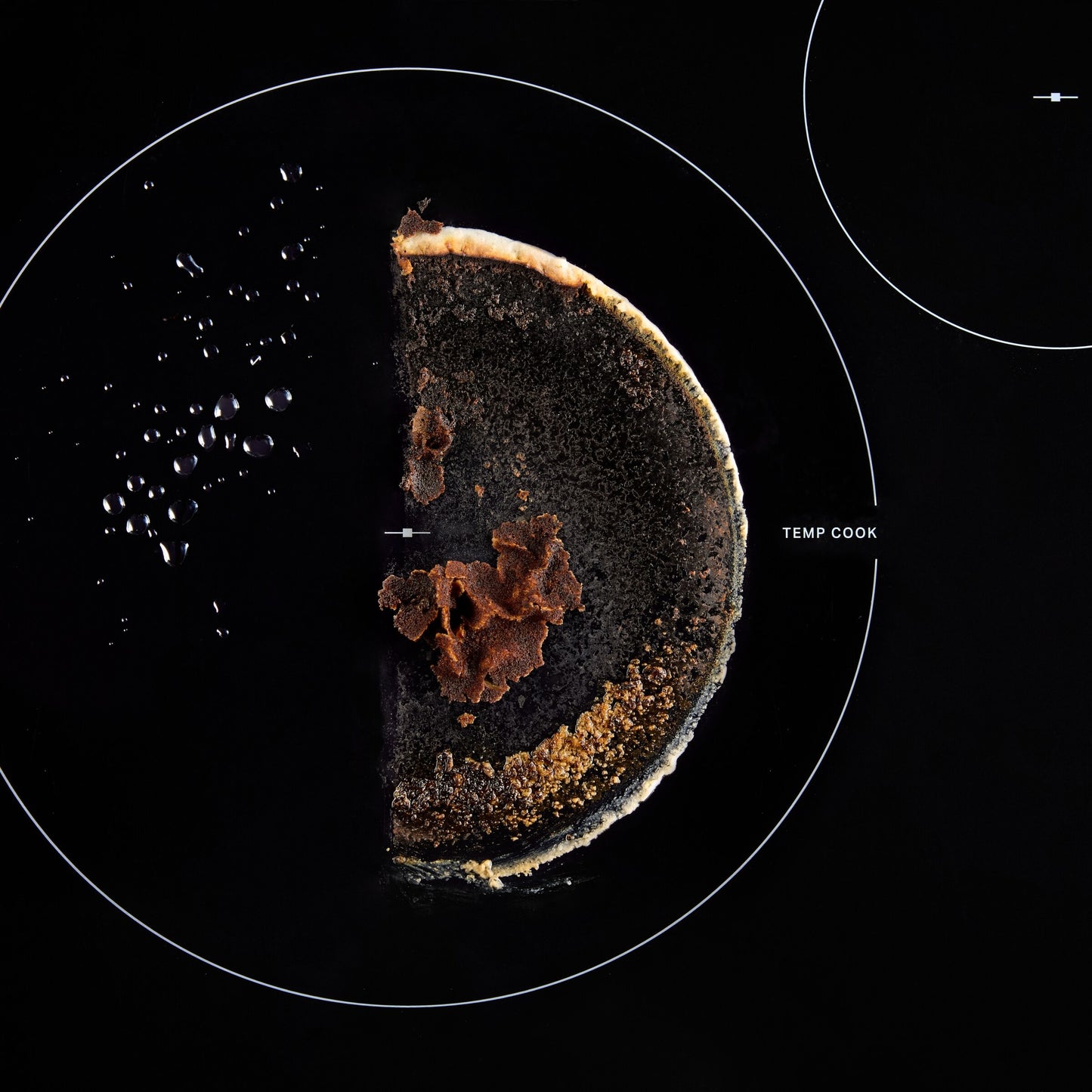 36" Intelligent Induction Cooktop with Temp Cook™ Technology and WipeClean™ Coating