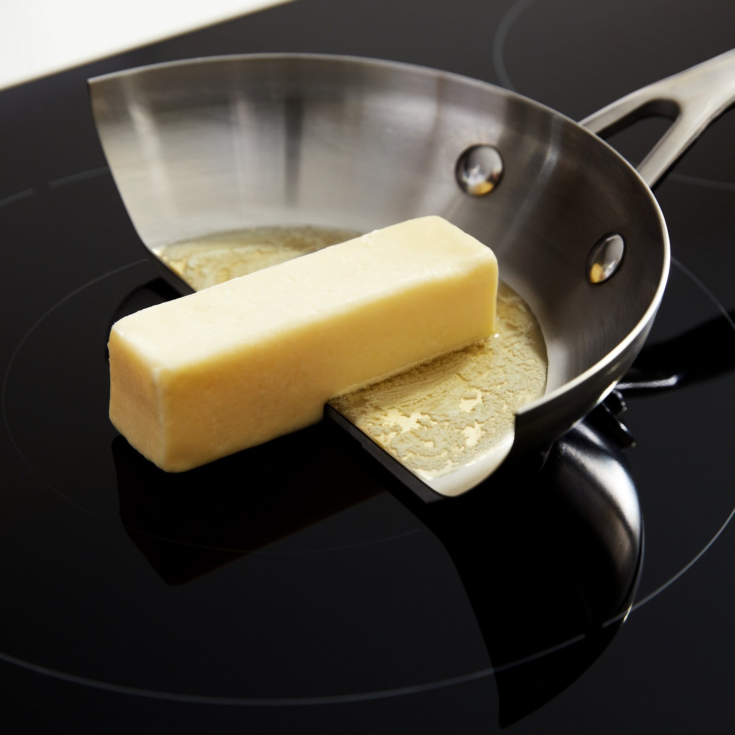 30-Inch 5-Element Sensor Induction Cooktop