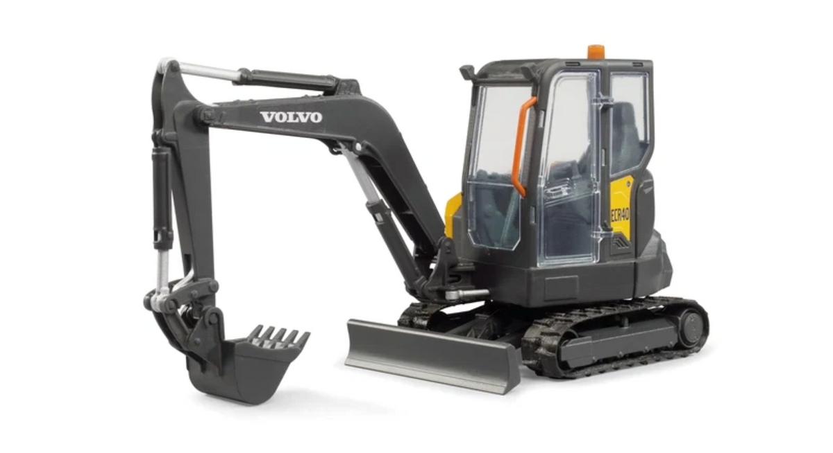 Bruder 02465 Volvo Compact Excavator ECR40
