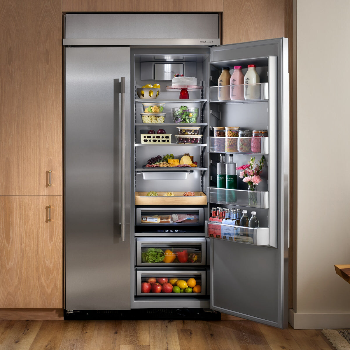 25.5 Cu. Ft. 42-Inch Built-In Side-by-Side Refrigerator with Signature Platinum Interior in PrintShield® Stainless Steel
