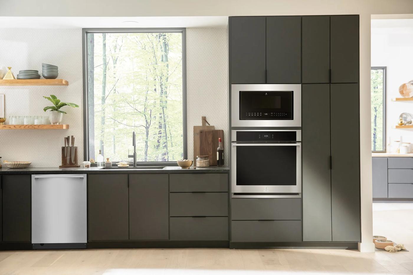 24" Dishwasher