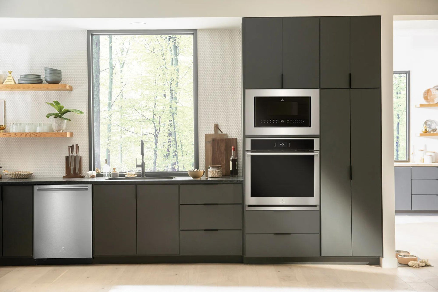 24" Stainless Steel Tub Built-In Dishwasher with SmartBoost™