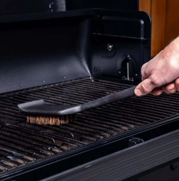 Traeger Hot n' Cold Cleaning Brush