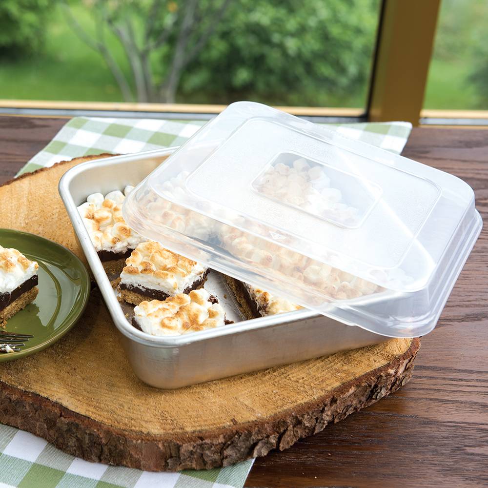 Square metal bakeware with BPA-free lid holding toasted marshmallow dessert in kitchenware collection under $50