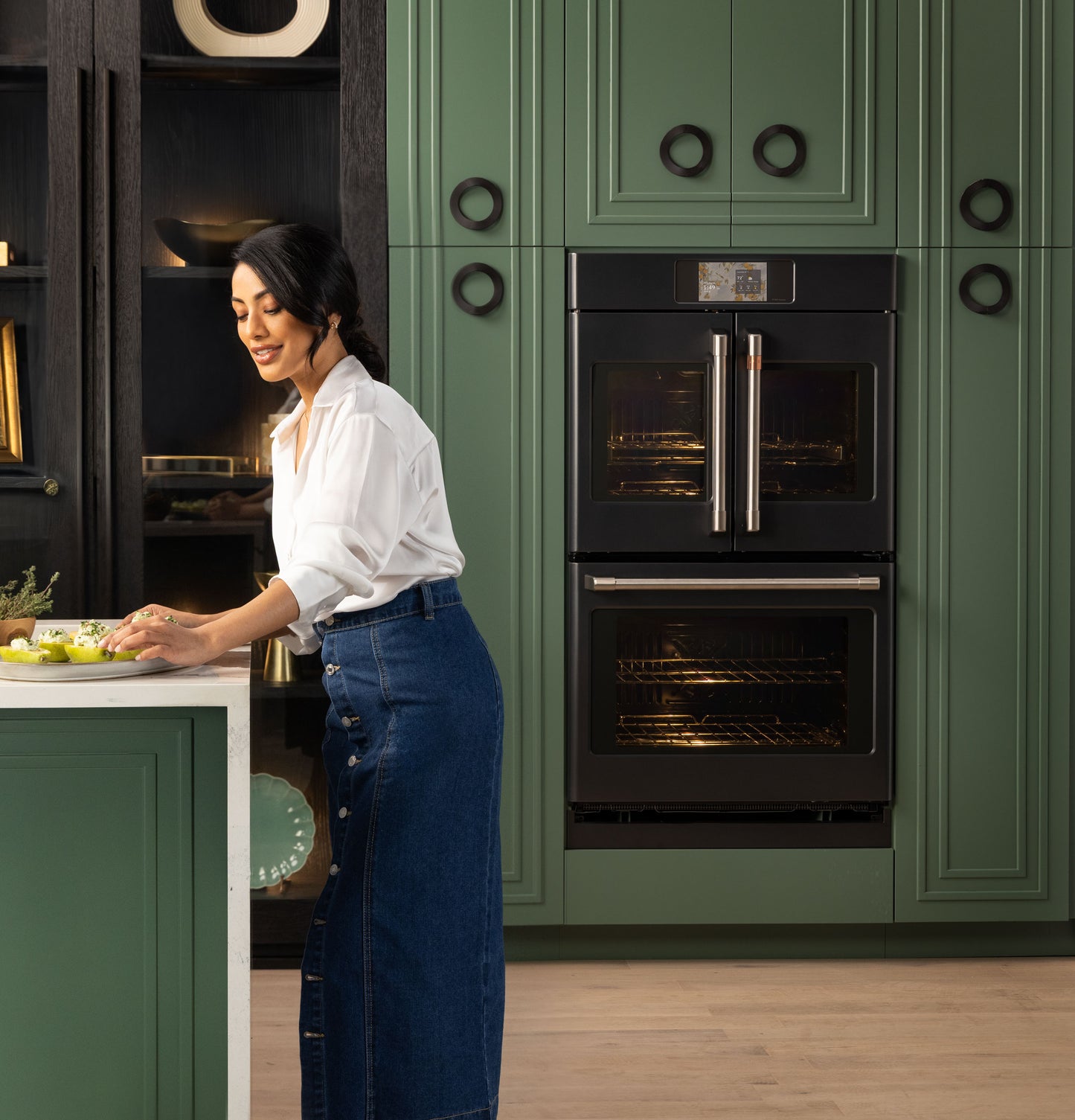 CAFÉ™ Professional Series 30" Smart Built-In Convection French-Door Double Wall Oven