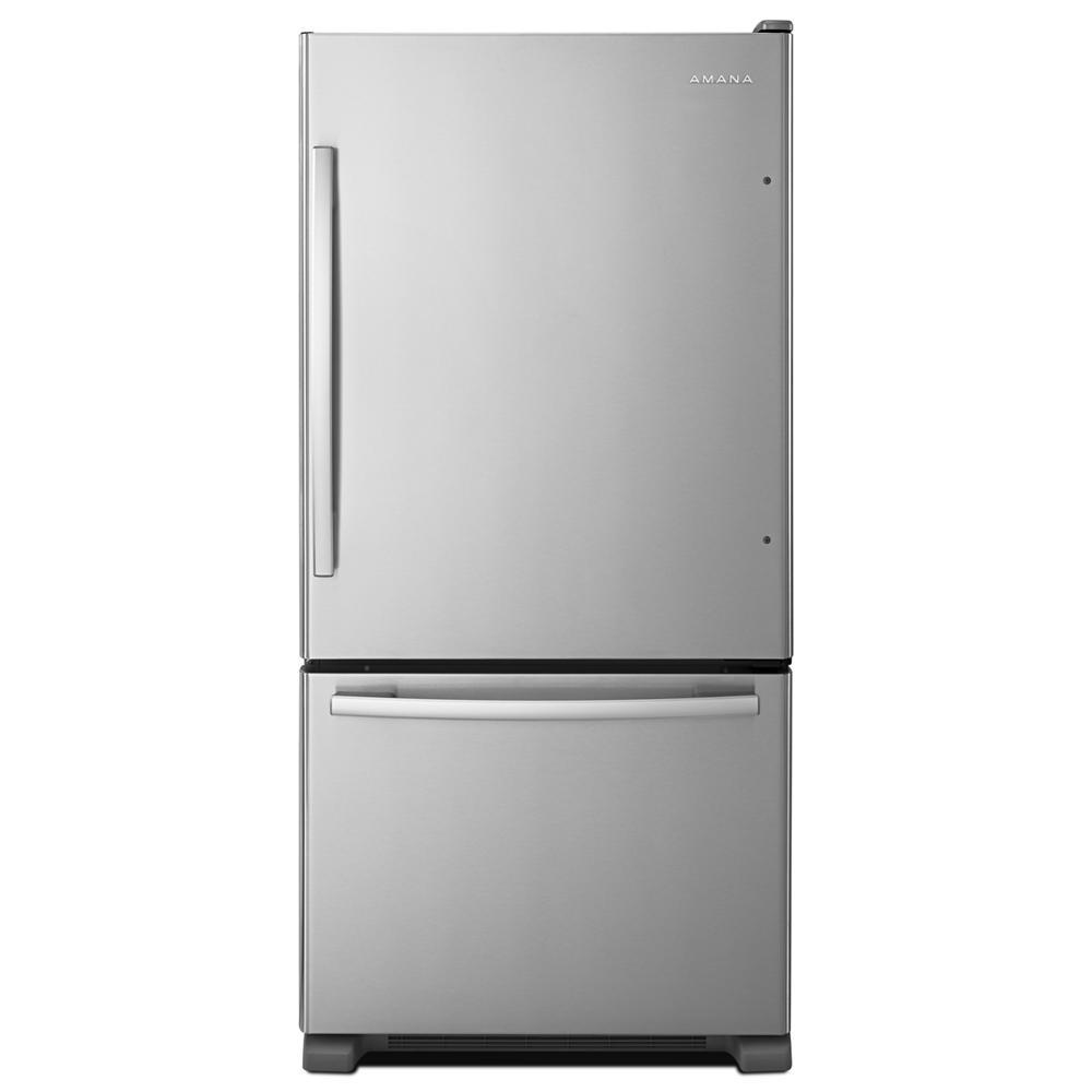 33-inch wide stainless steel bottom-freezer refrigerator with EasyFreezer™ pull-out drawer in kitchen appliances collection