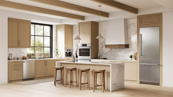 Benchmark™, Built-in Bottom Freezer Refrigerator, 30'', Softclose® Flat Hinge