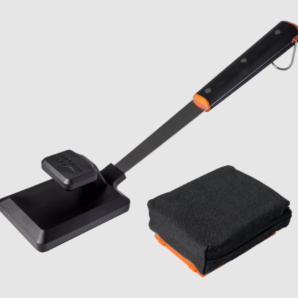 Traeger BBQ Steam n’ Clean Grill Brush