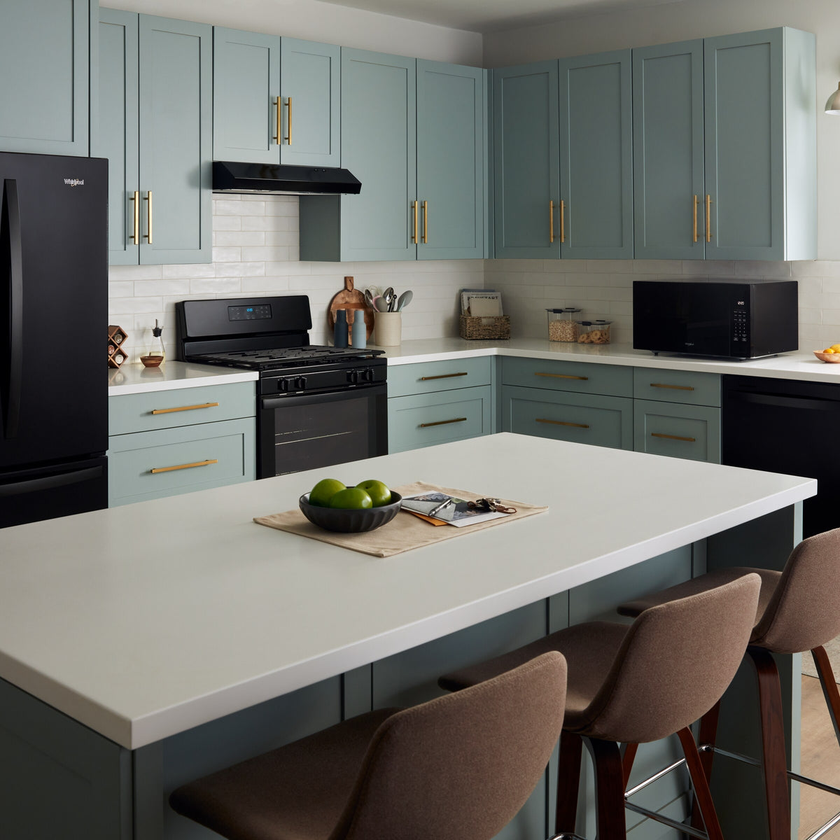 2.2 cu. ft. Sensor Cooking Microwave